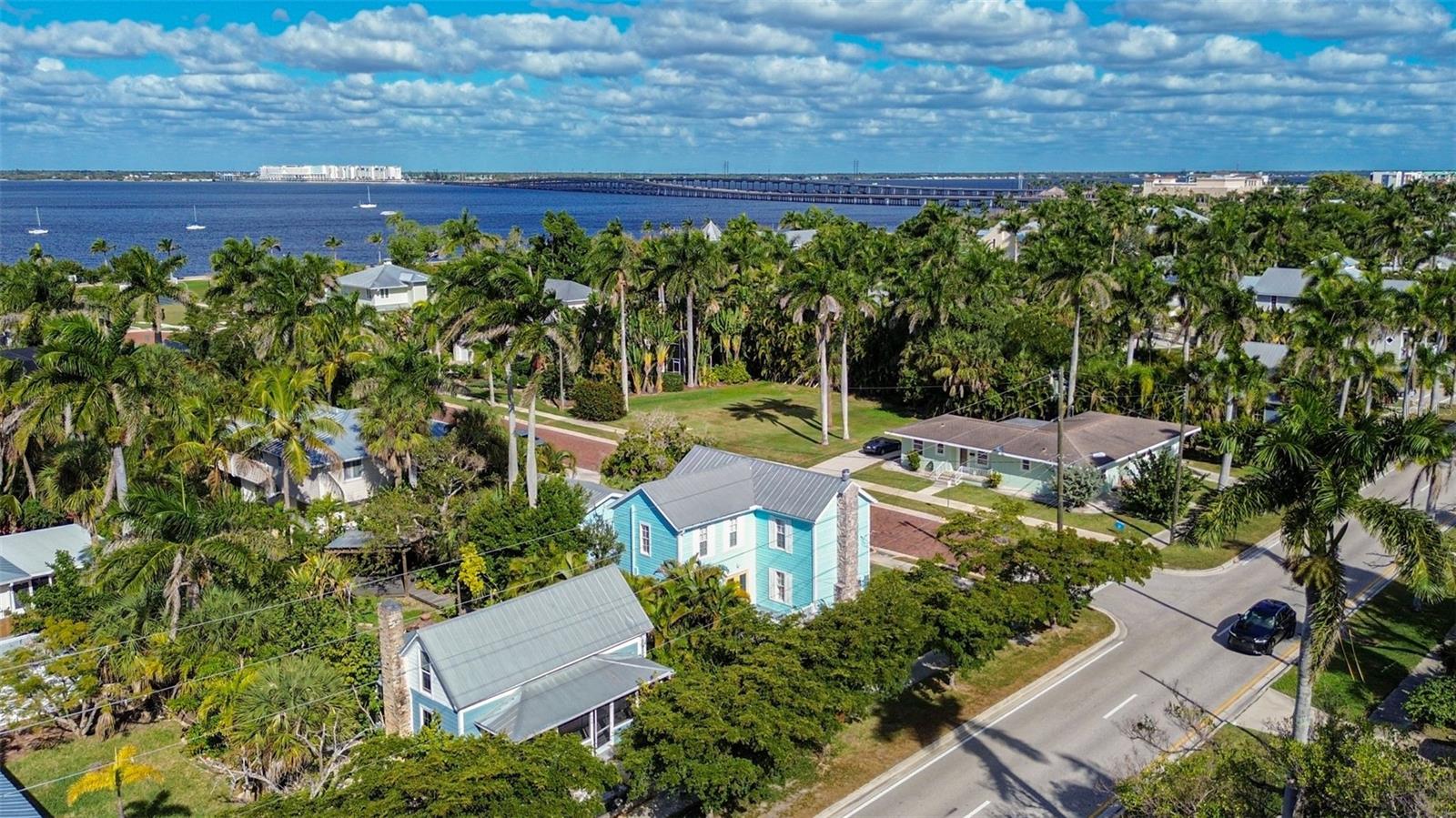 PUNTA GORDA - Residential