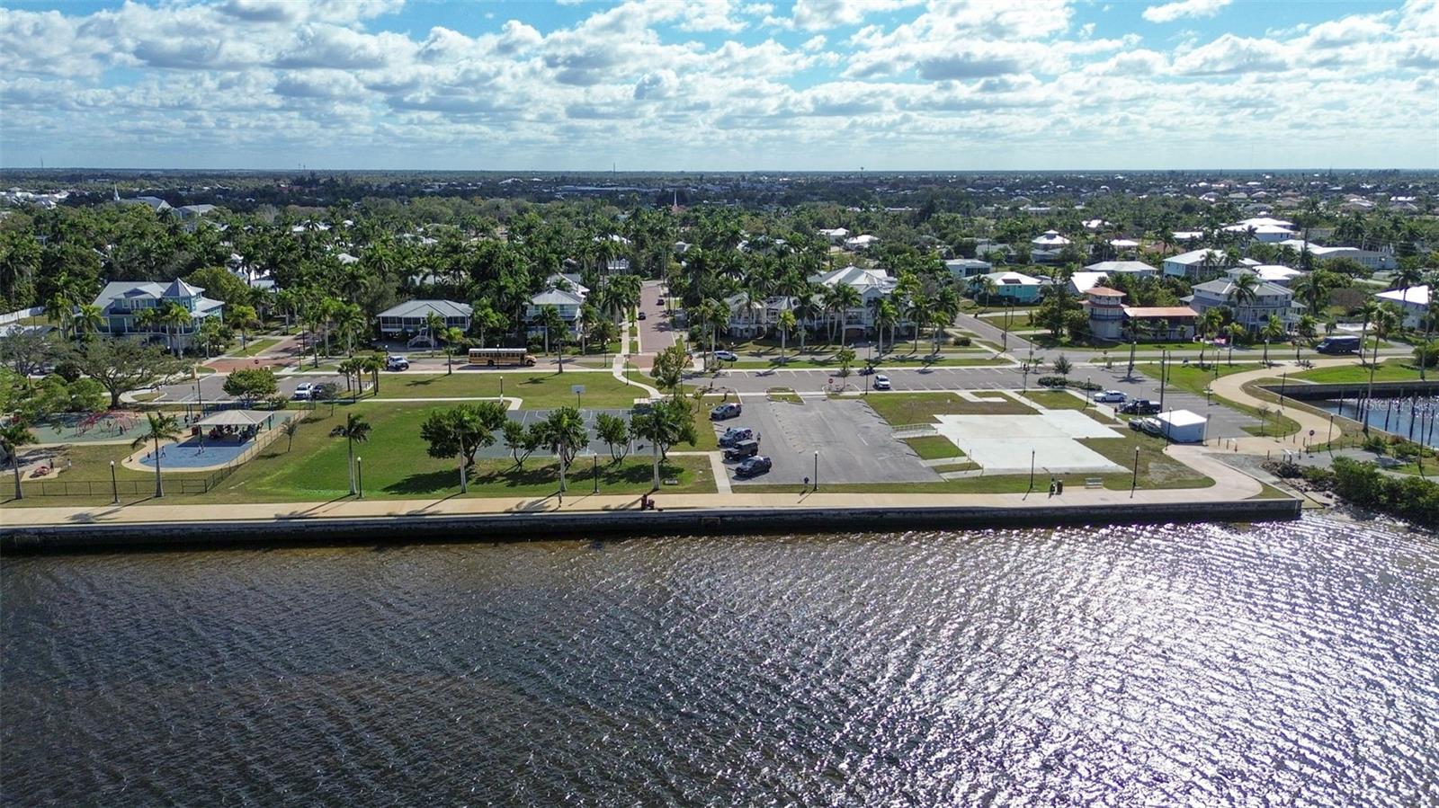 PUNTA GORDA - Residential