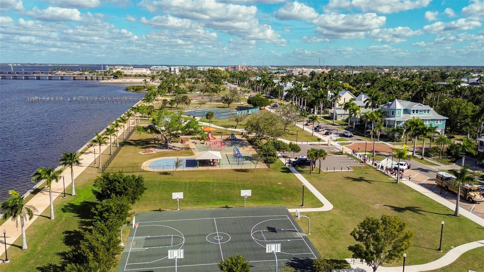 PUNTA GORDA - Residential