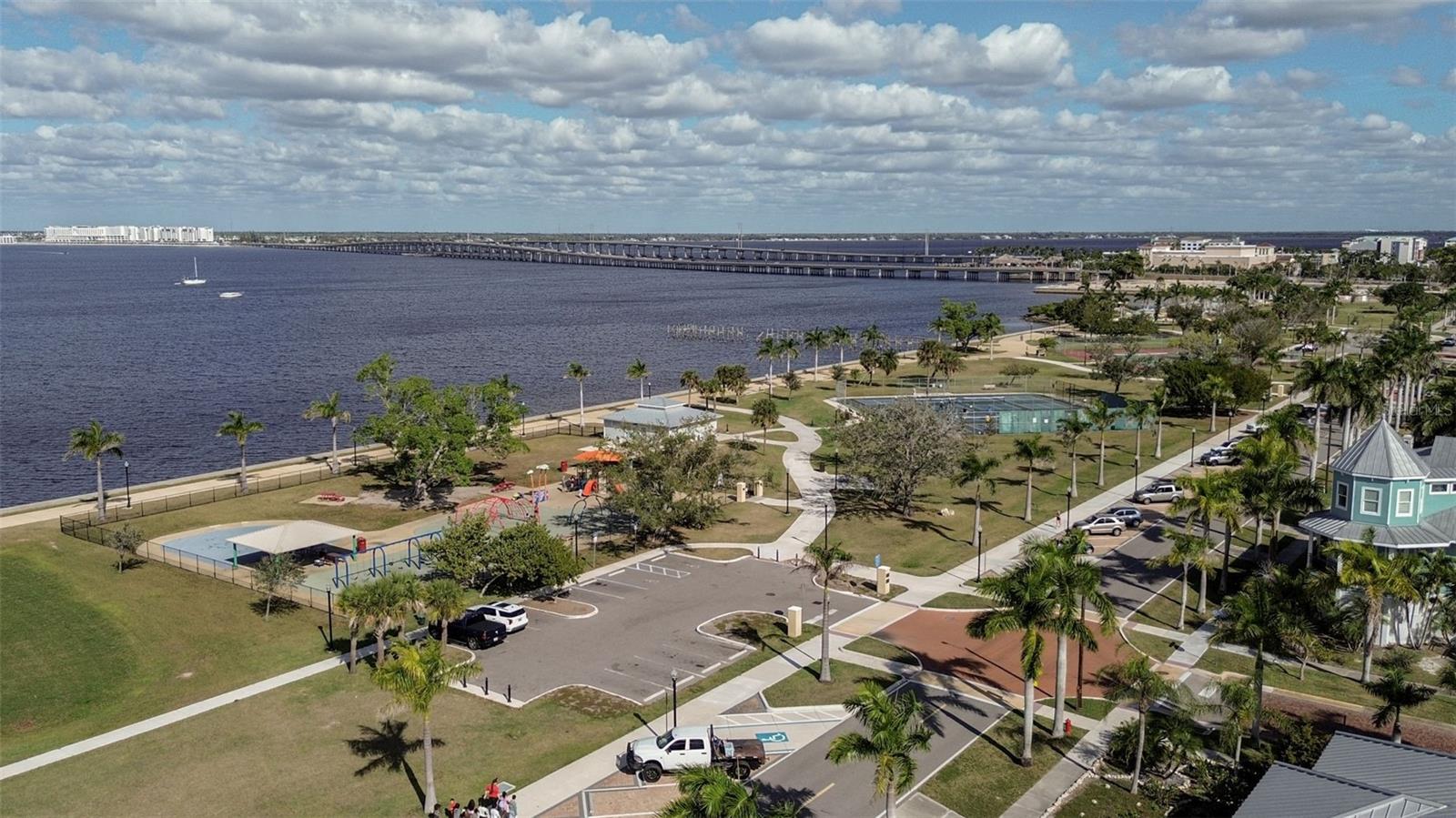 PUNTA GORDA - Residential