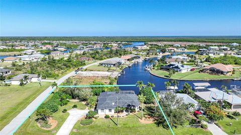 A home in PORT CHARLOTTE