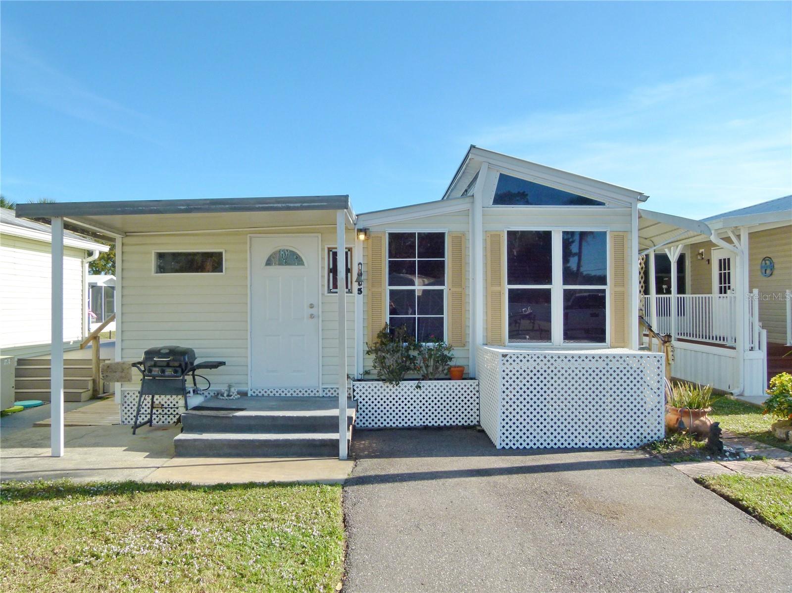 Lake Okeechobee Access - Turtle Cove
Active 55+ Community
Discover your perfect retreat in this spacious, turnkey unit! This well-maintained 1-bedroom, 1-bathroom Park Model offers everything you need for relaxed living.
Florida Room with a View: Enjoy a stunning "million-dollar view" of the canal right from the comfort of your large, bright Florida Room.
Prime Location: Conveniently located across from the clubhouse, you'll be steps away from activities and social events.
Boating Enthusiast’s Dream: The home includes a private dock where you can hitch your boat, plus easy access to nearby locks and a boat ramp for launching.
This home truly has it all—comfort, community, and an unbeatable location. Come see it for yourself and make Turtle Cove your new home!