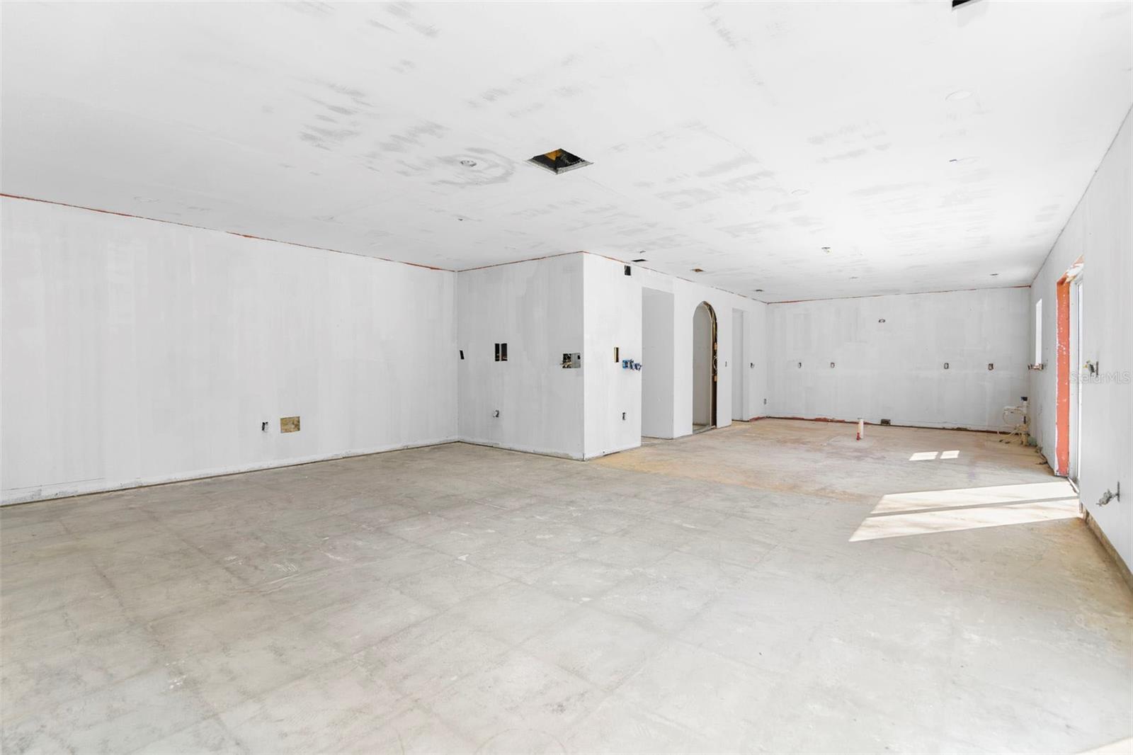 04 FAIRWAYS - Residential