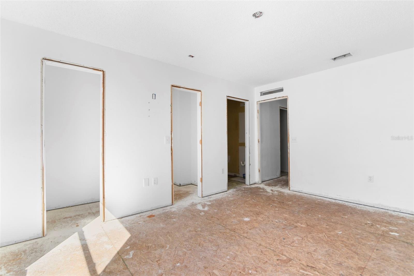 04 FAIRWAYS - Residential