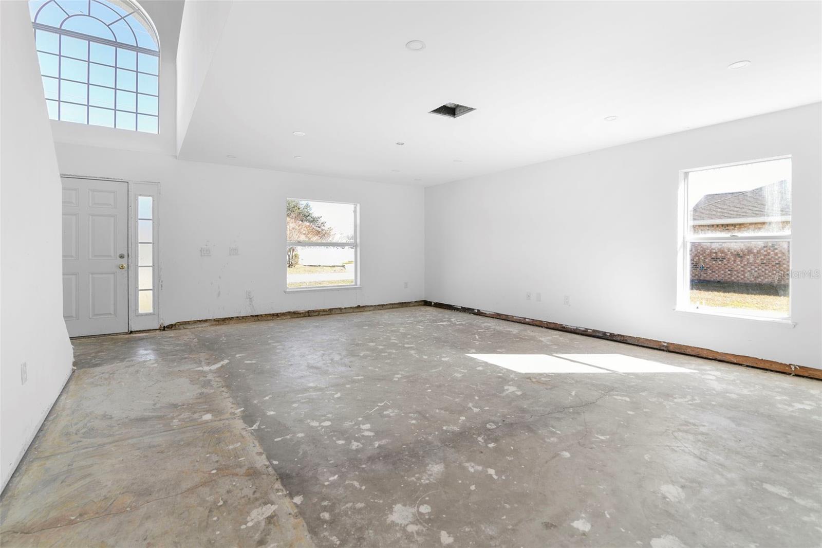 04 FAIRWAYS - Residential