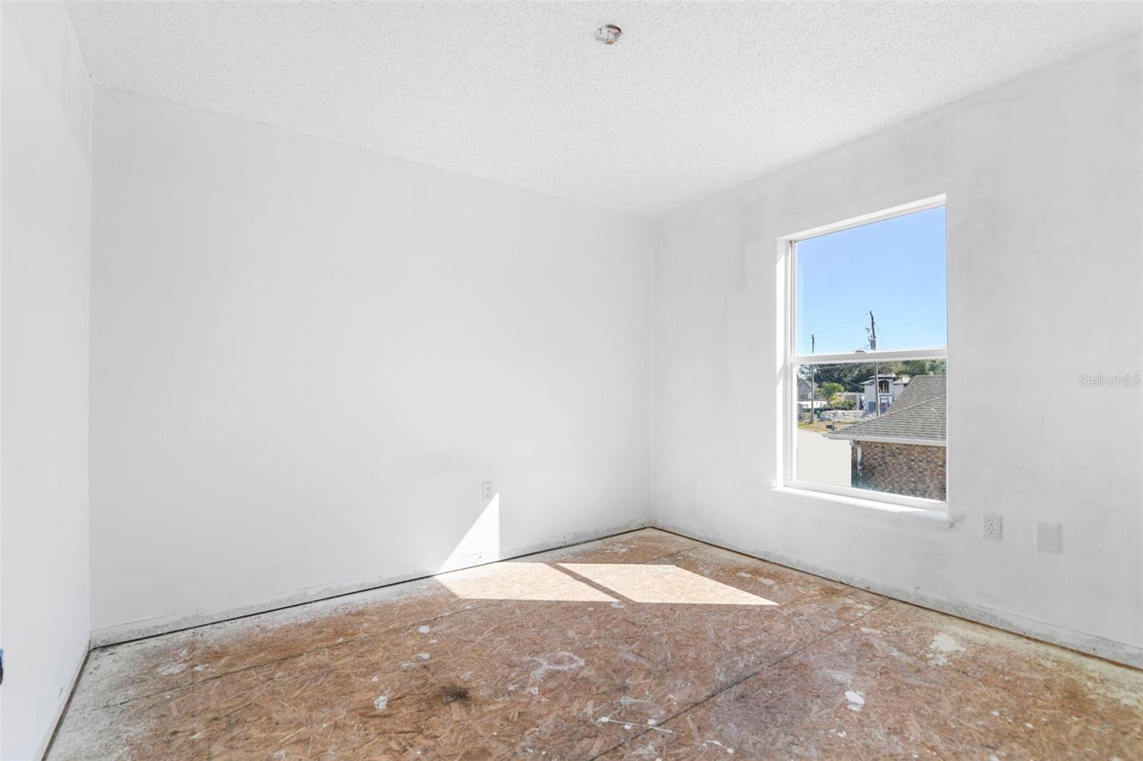 04 FAIRWAYS - Residential