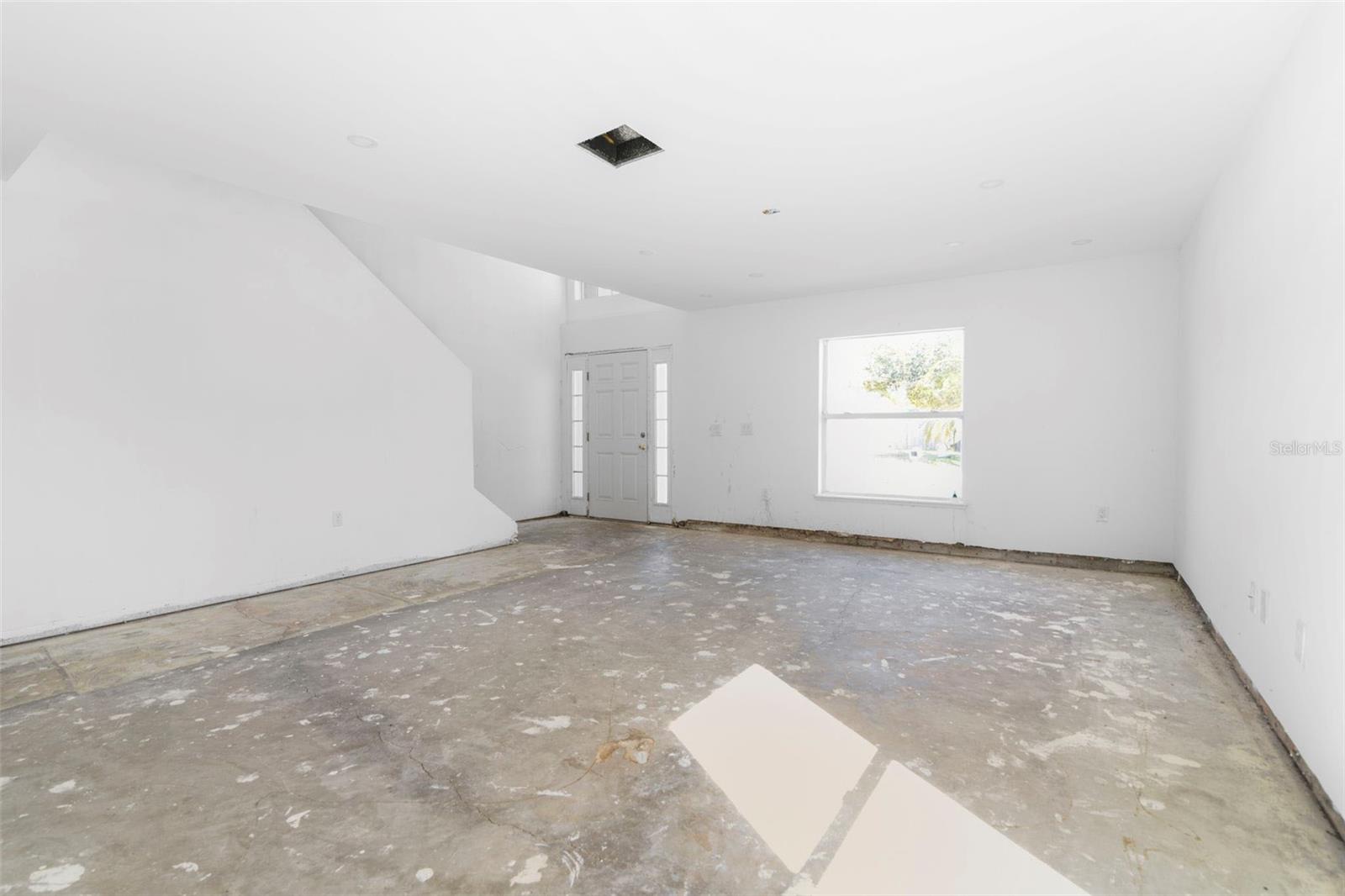 04 FAIRWAYS - Residential