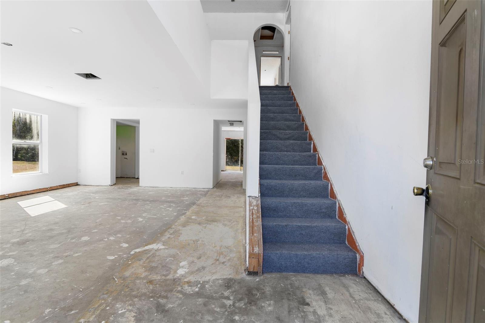 04 FAIRWAYS - Residential