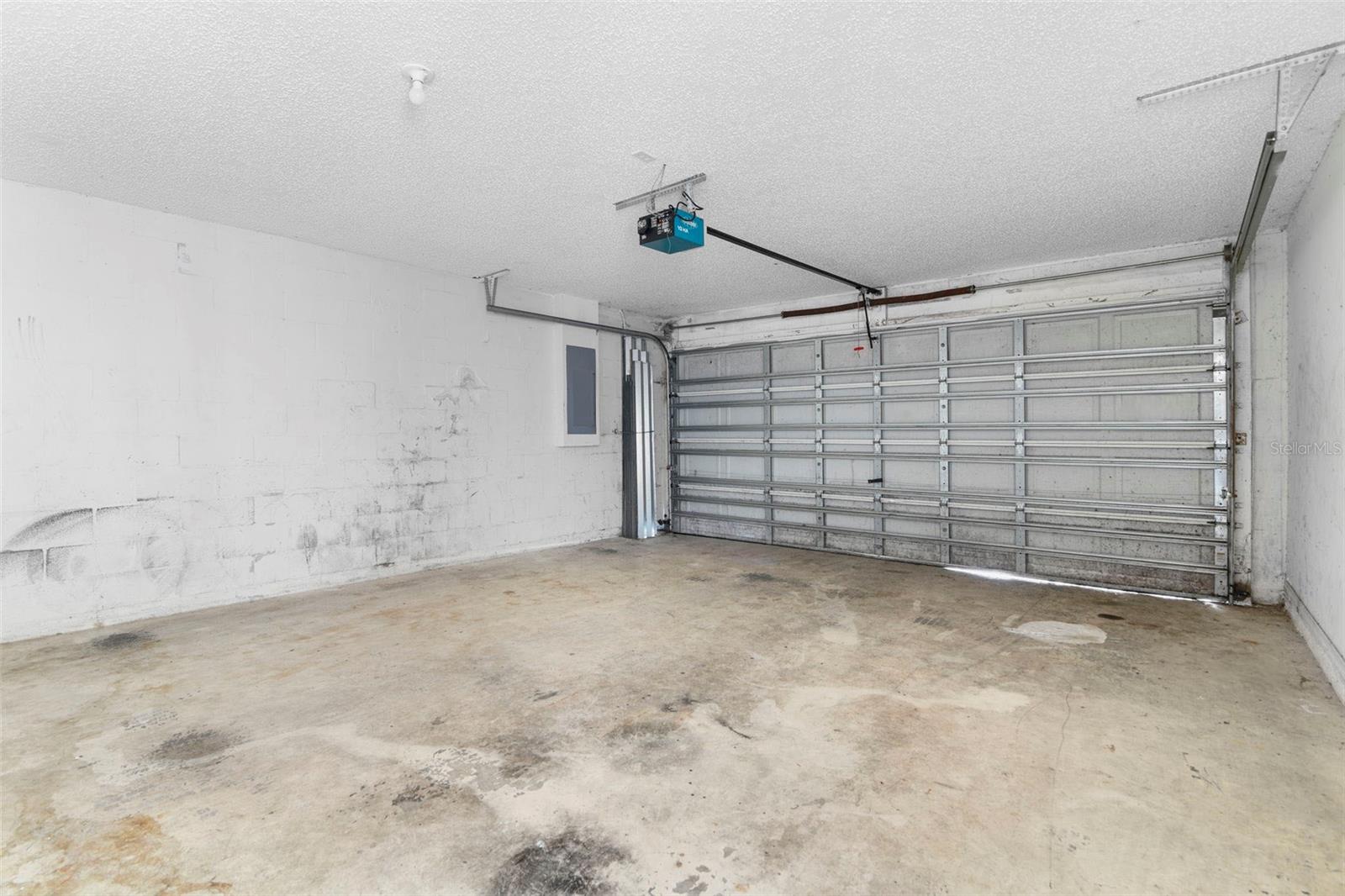 04 FAIRWAYS - Residential