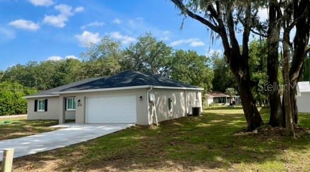 Photo of 8640 SE 157 Place, Summerfield, FL 34491 (MLS # OM724457)
