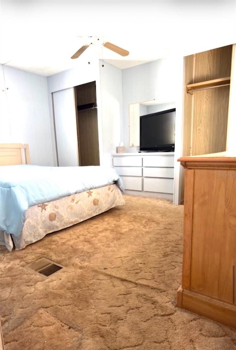 OAK GROVE - Residential