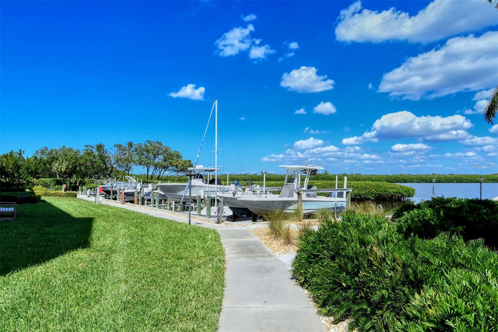 WINDWARD BAY AMD - Residential