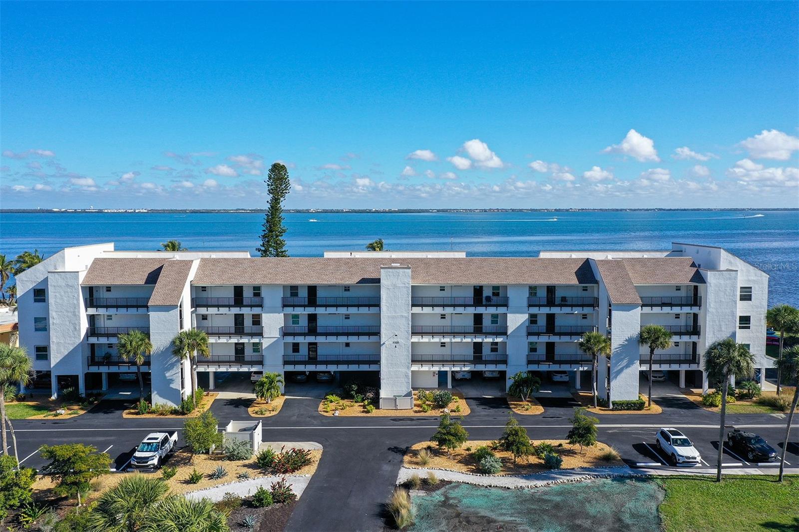 WINDWARD BAY AMD - Residential