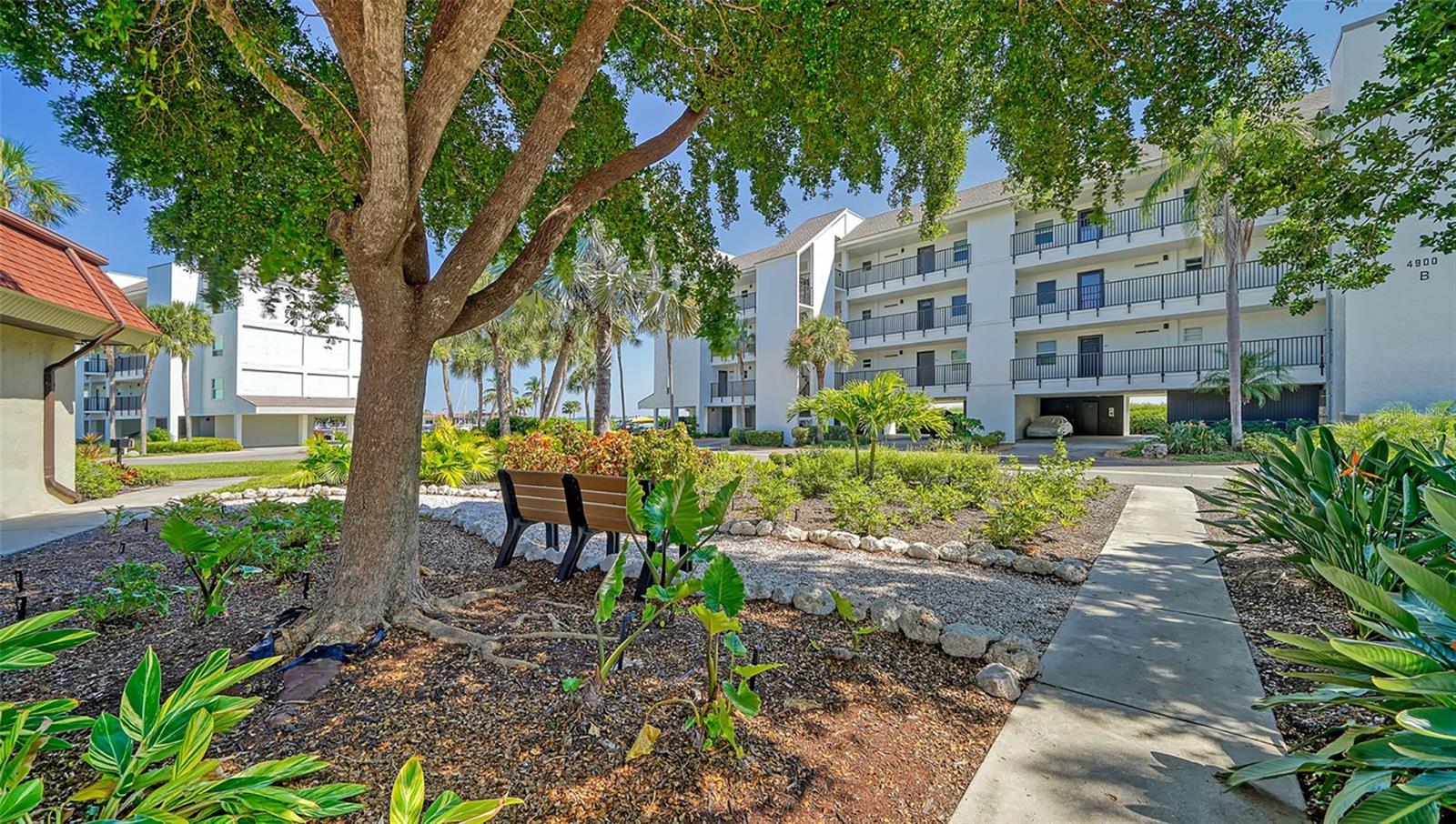 WINDWARD BAY AMD - Residential