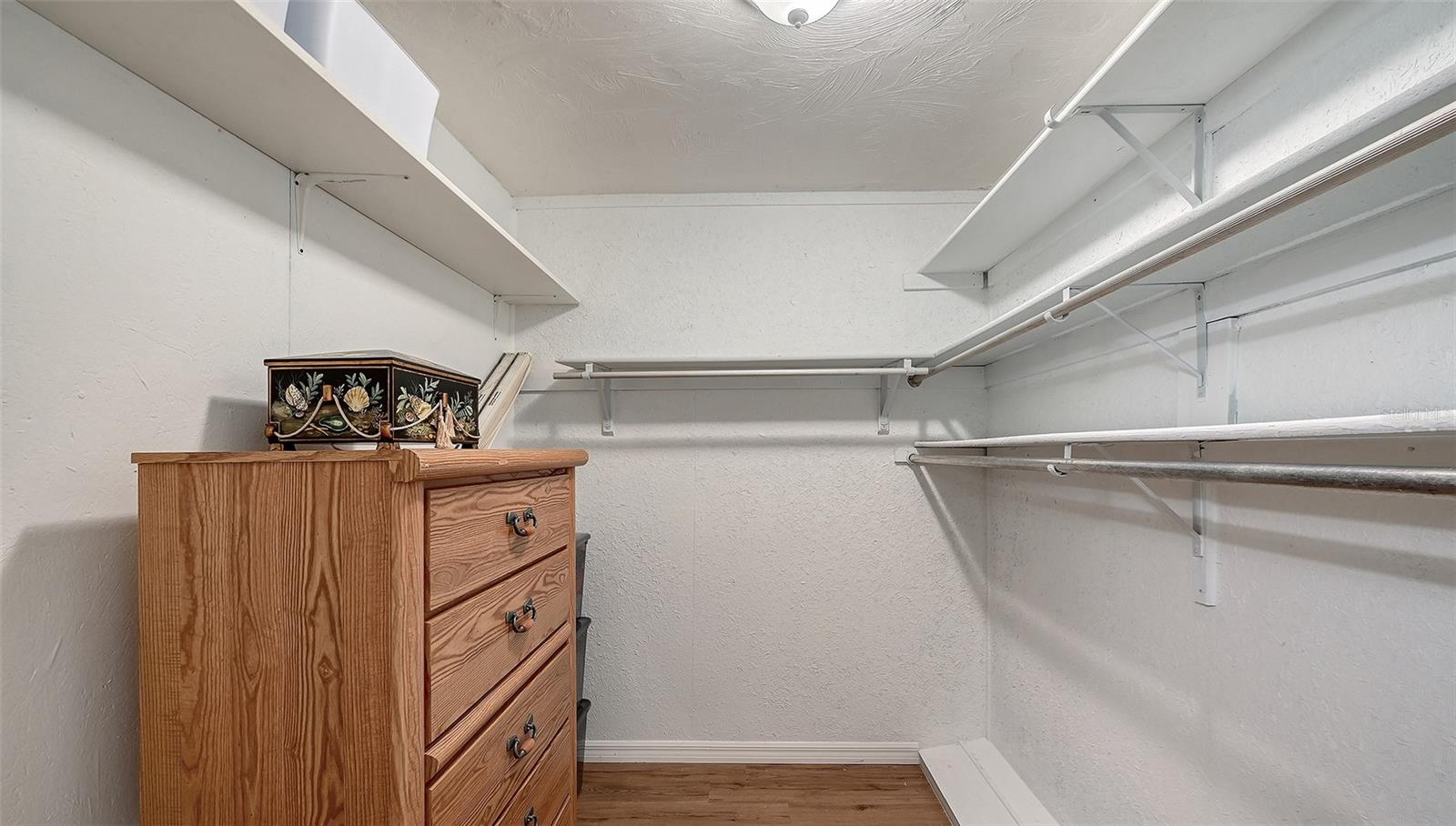 WINDWARD BAY AMD - Residential