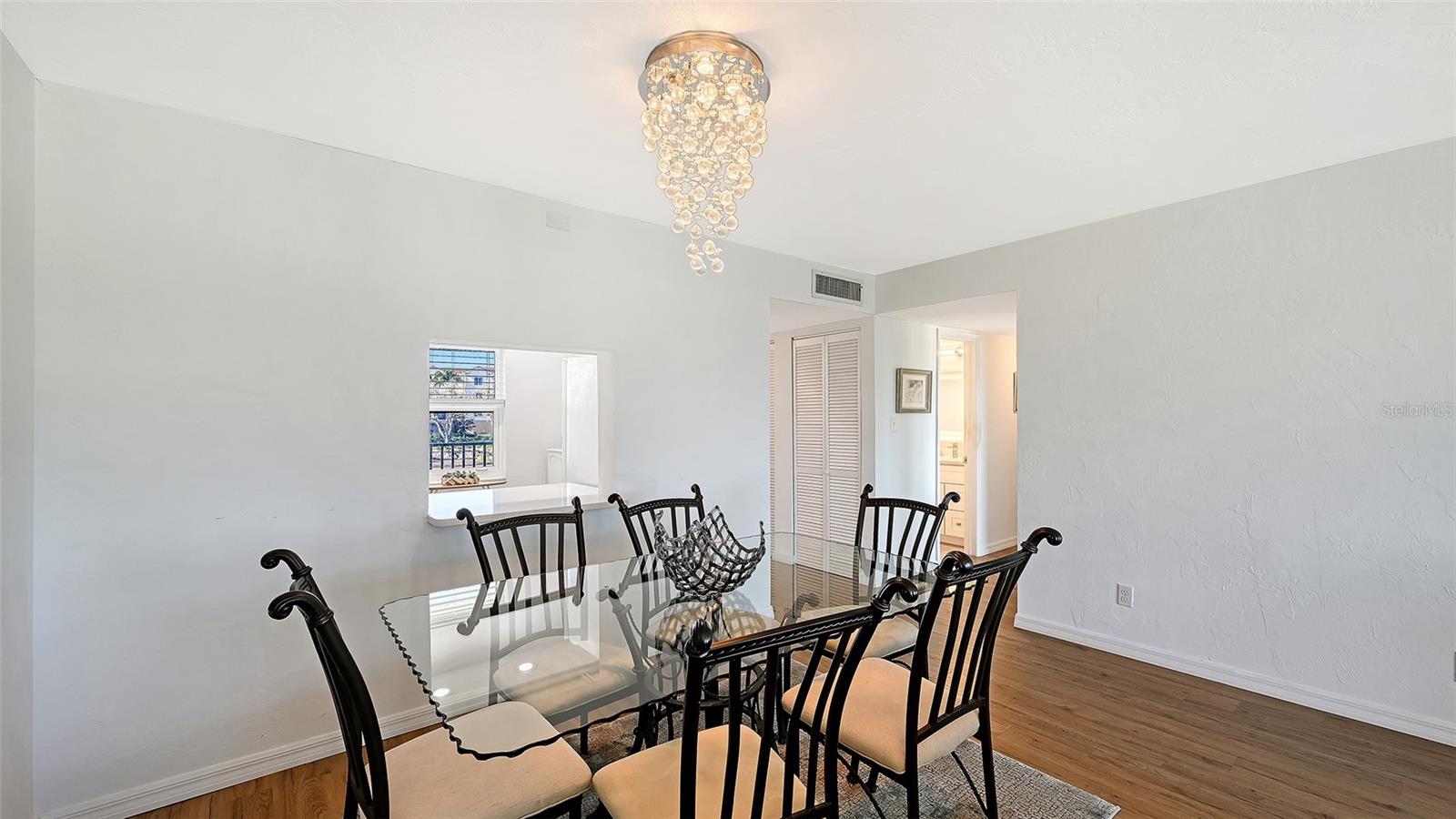 WINDWARD BAY AMD - Residential