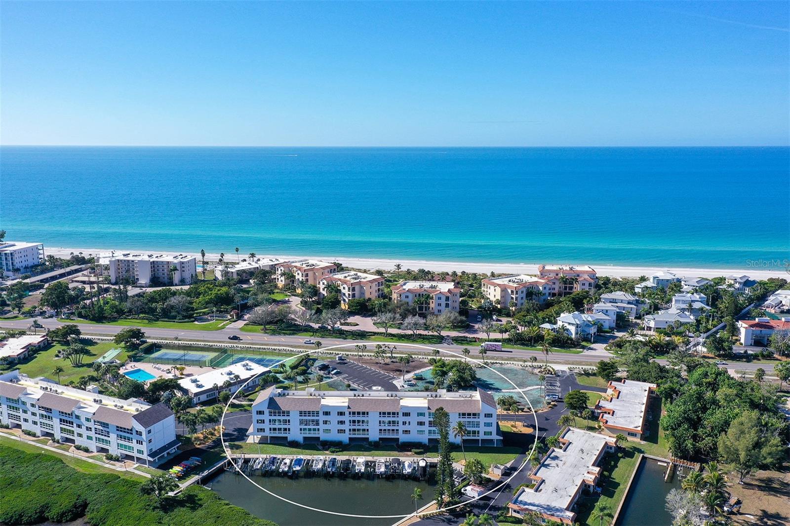 WINDWARD BAY AMD - Residential