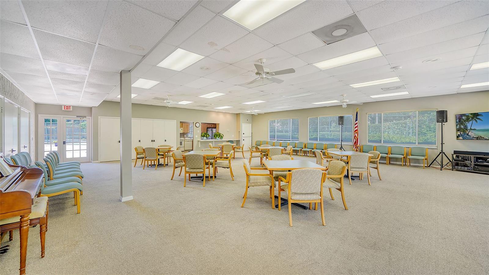 WINDWARD BAY AMD - Residential