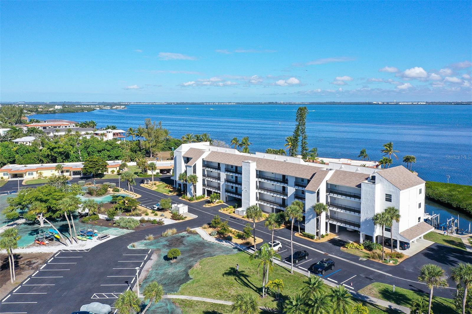 WINDWARD BAY AMD - Residential