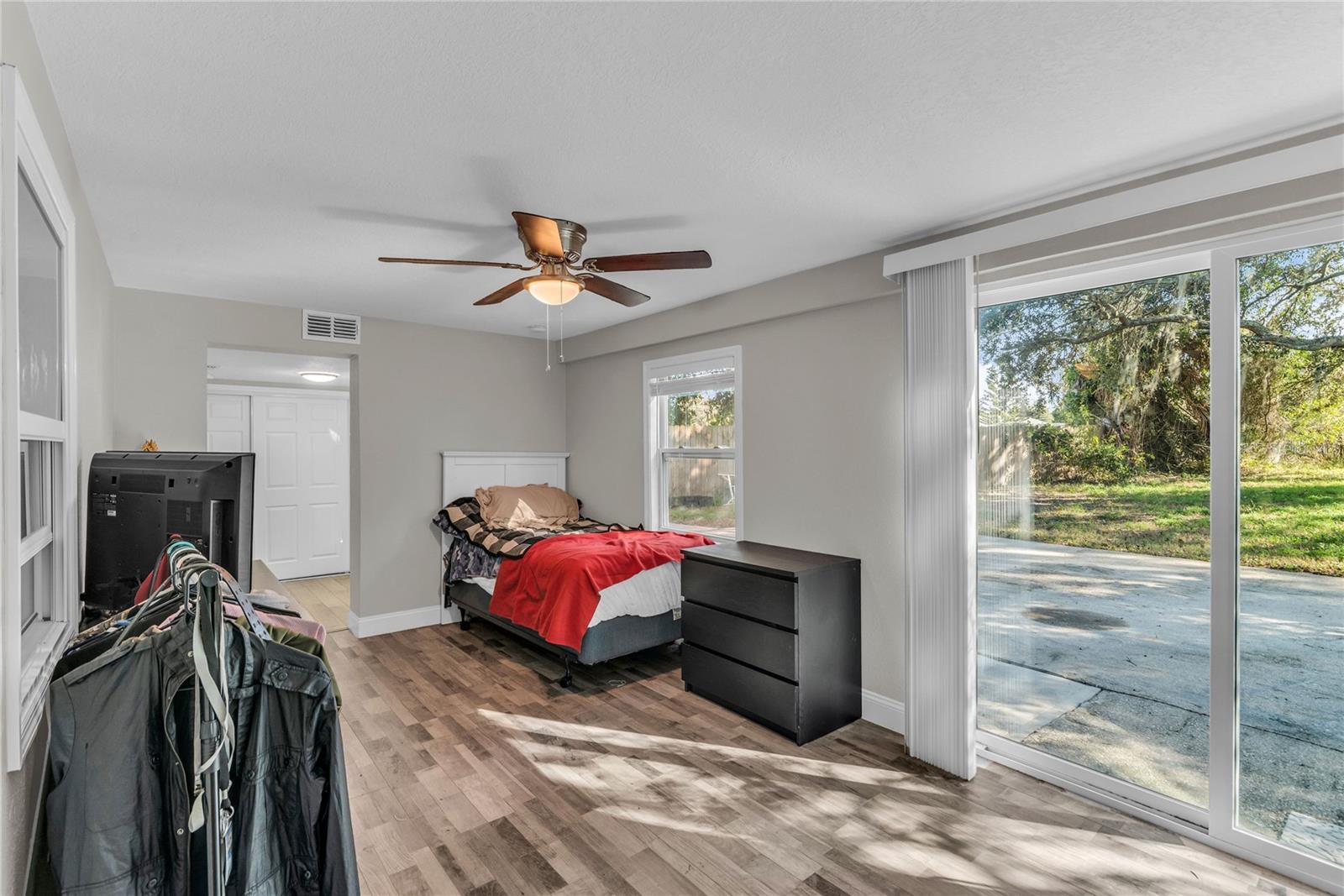 ACREAGE & UNREC - Residential