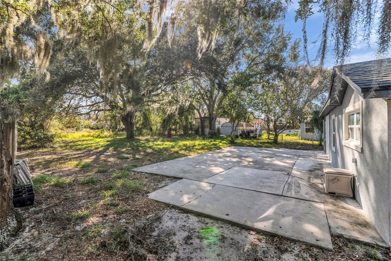 ACREAGE & UNREC - Residential