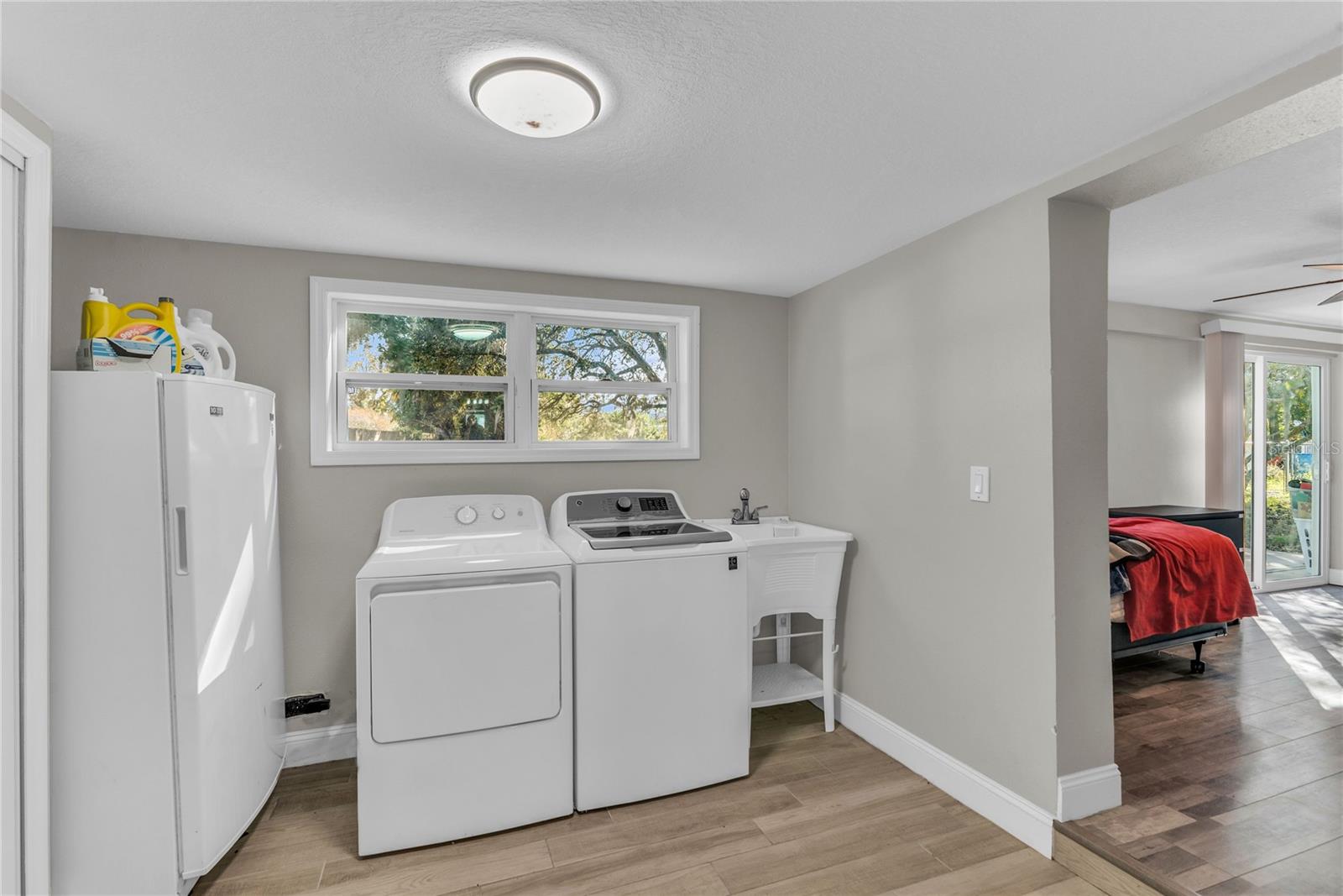 ACREAGE & UNREC - Residential