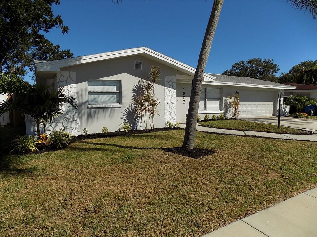 Photo of 1802 Chinaberry Drive, Oldsmar, FL 34677 (MLS # TB8439498)