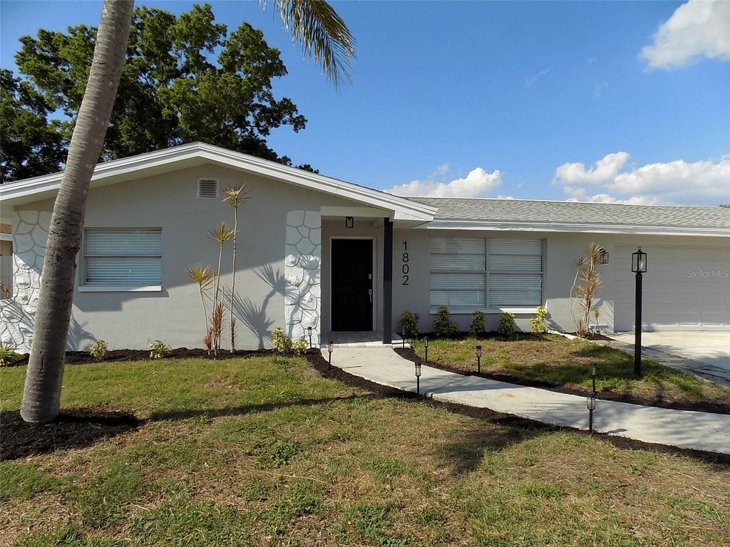 Photo of 1802 Chinaberry Drive, Oldsmar, FL 34677 (MLS # TB8439498)