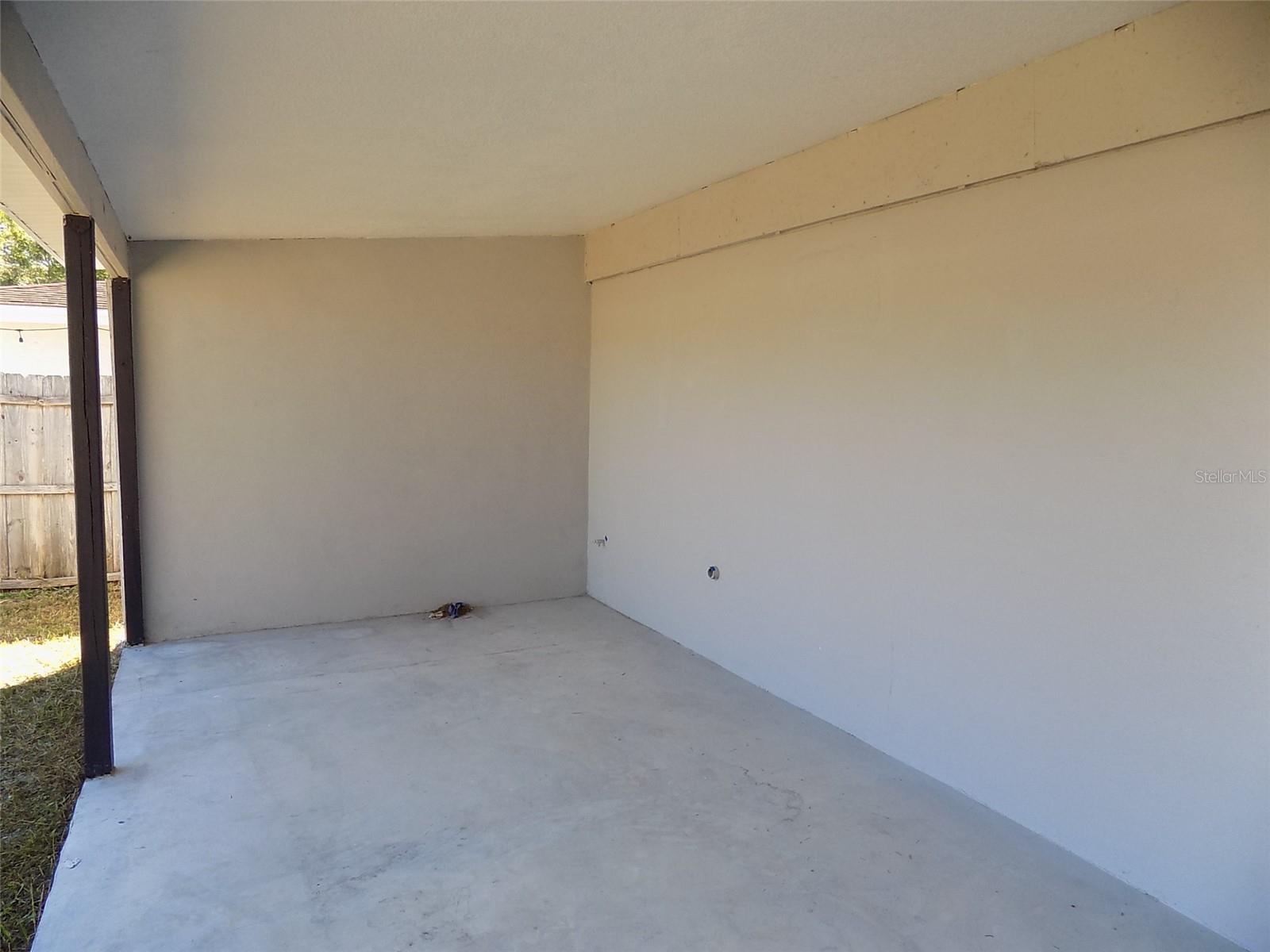 HARBOR PALMS-UNIT ONE - Residential