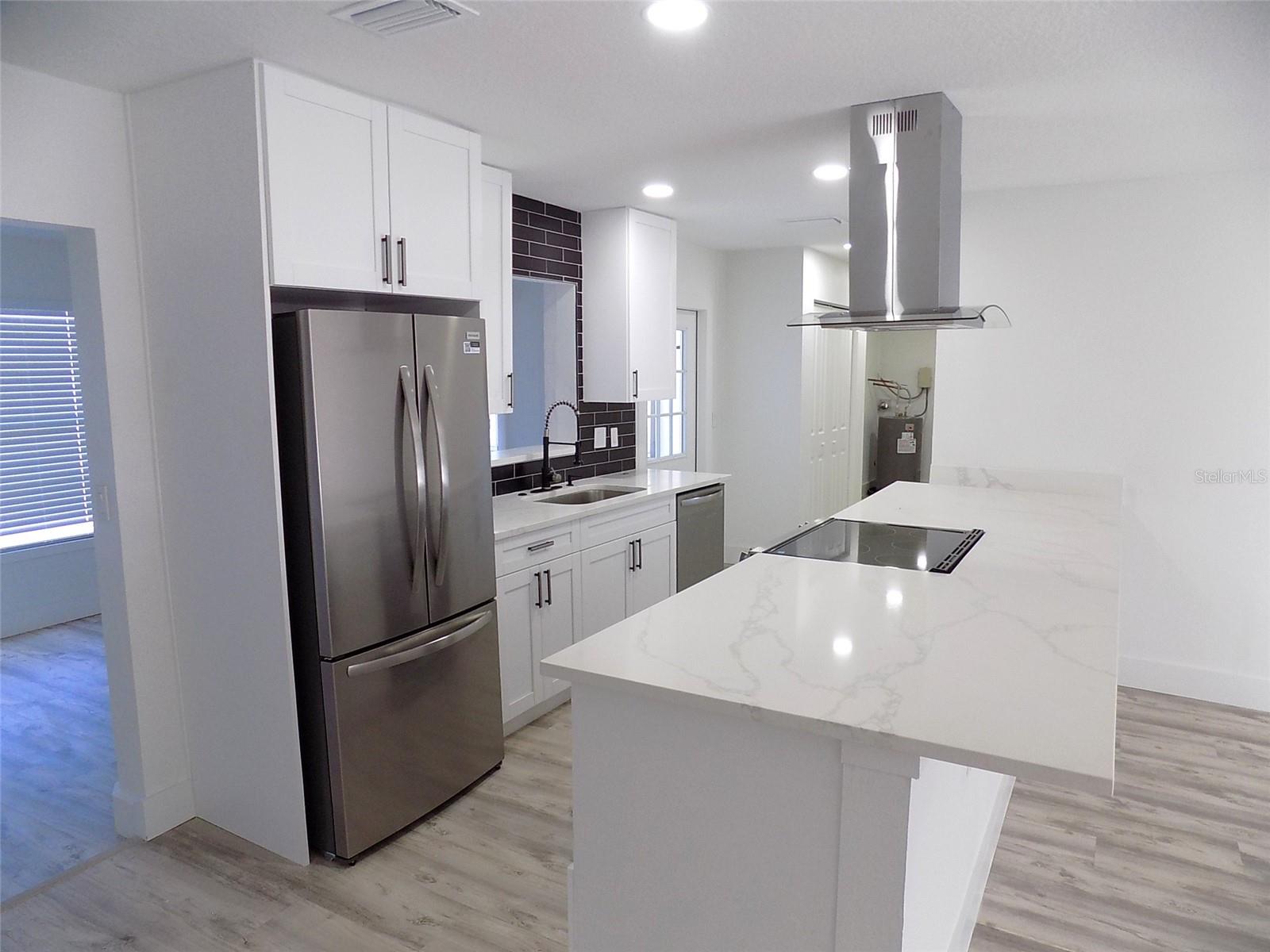 1802 CHINABERRY DRIVE