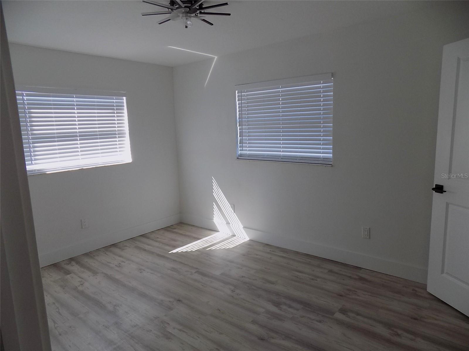 HARBOR PALMS-UNIT ONE - Residential