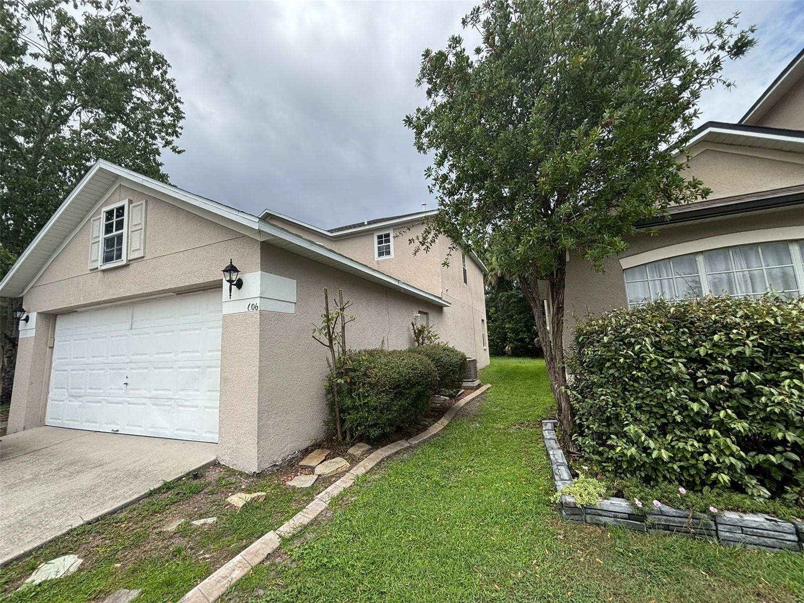 606 CARRIGAN WOODS TRAIL