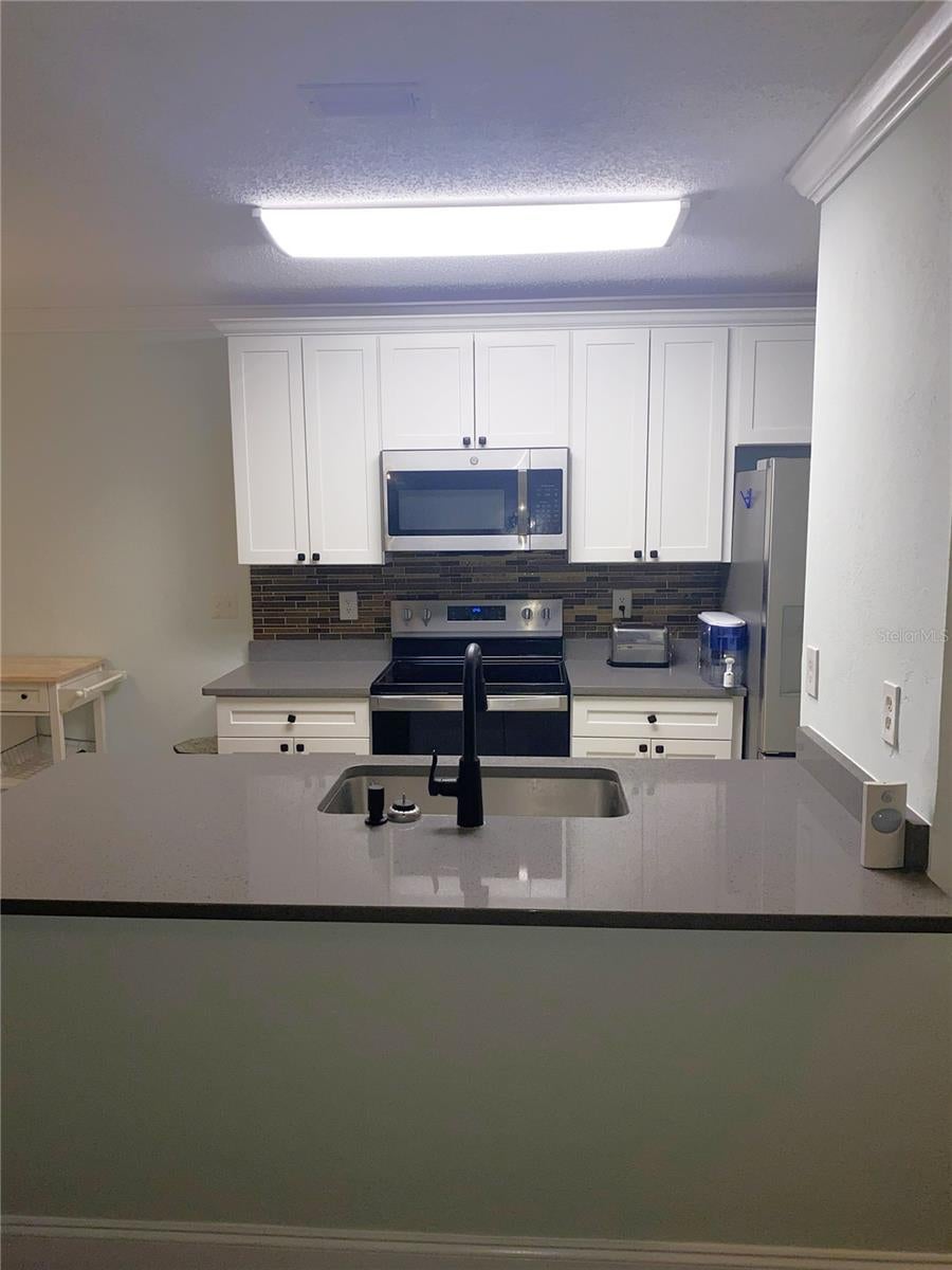 615 DORY LANE 104