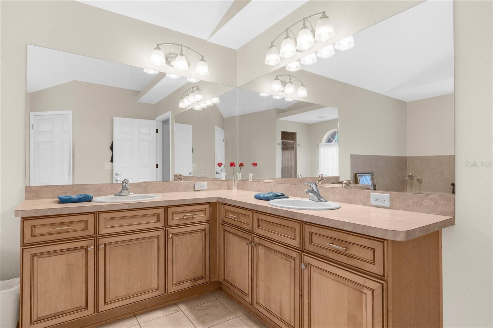 WOODHAVEN ESTATES - Residential