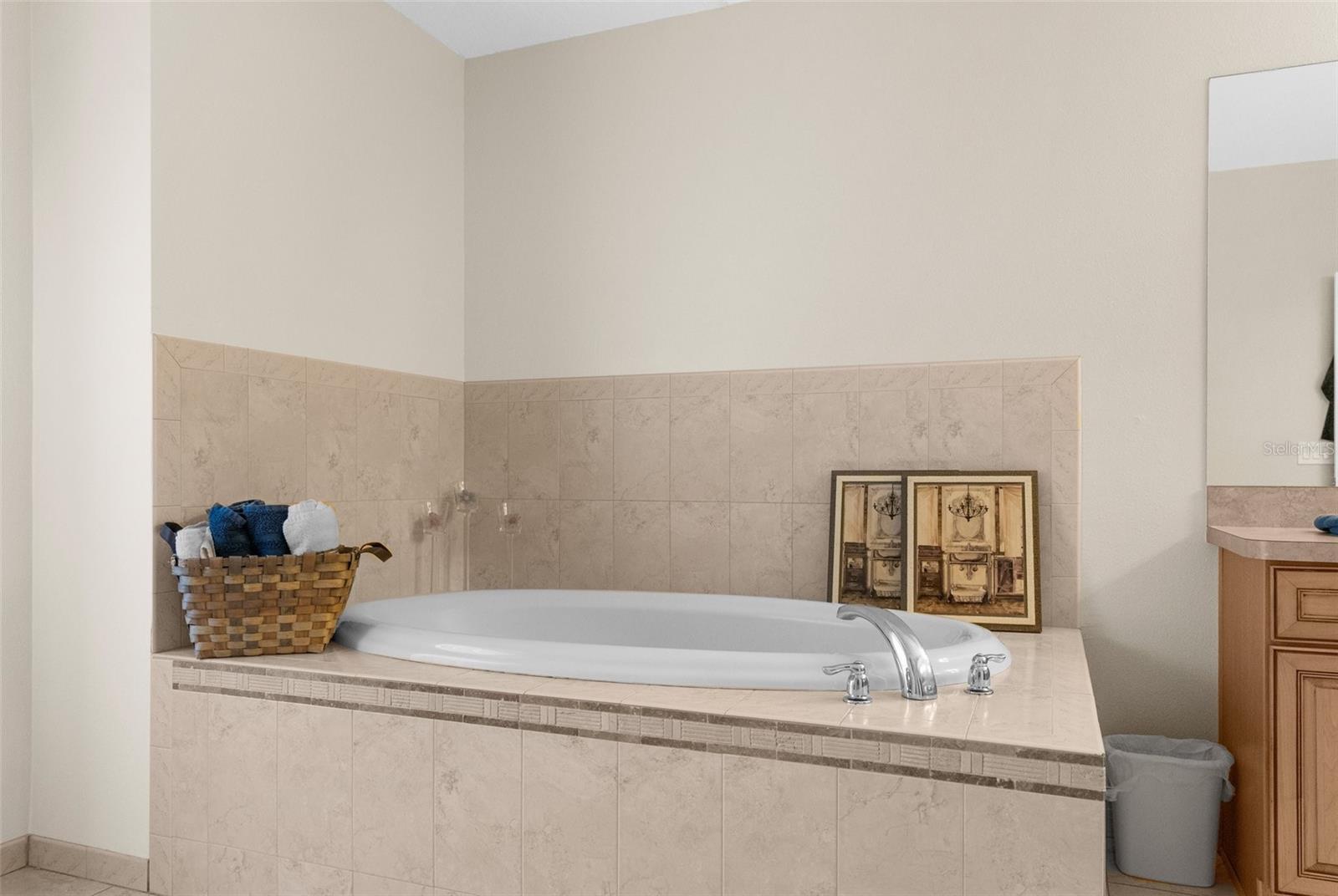 WOODHAVEN ESTATES - Residential