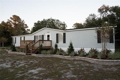 A home in SUMTERVILLE