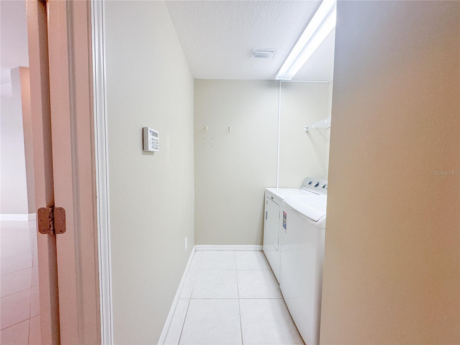 MEADOW POINTE 04 PRCL J - Residential