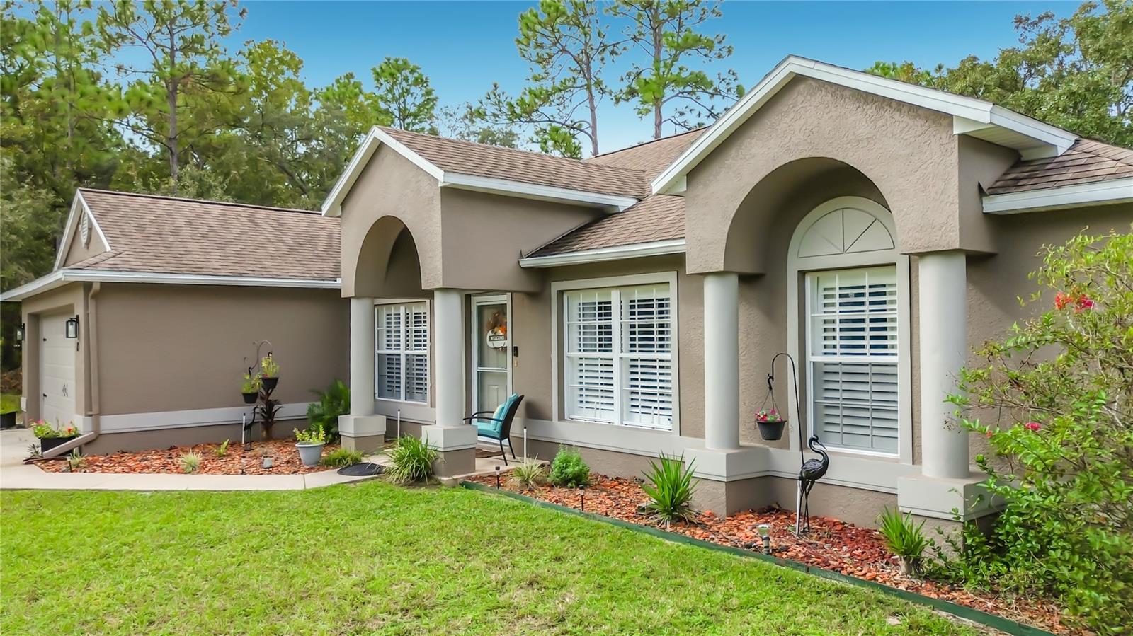 15 PITCAIRN COURT