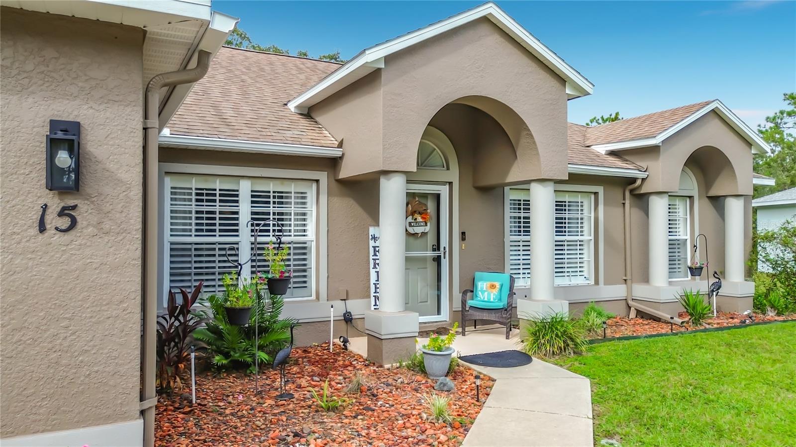 15 PITCAIRN COURT