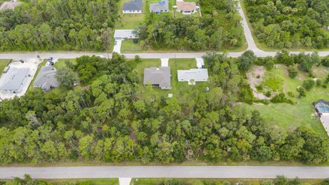 A home in NORTH PORT