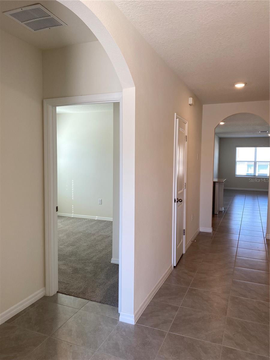 LAKE DIAMOND NORTH SUB - Residential Lease