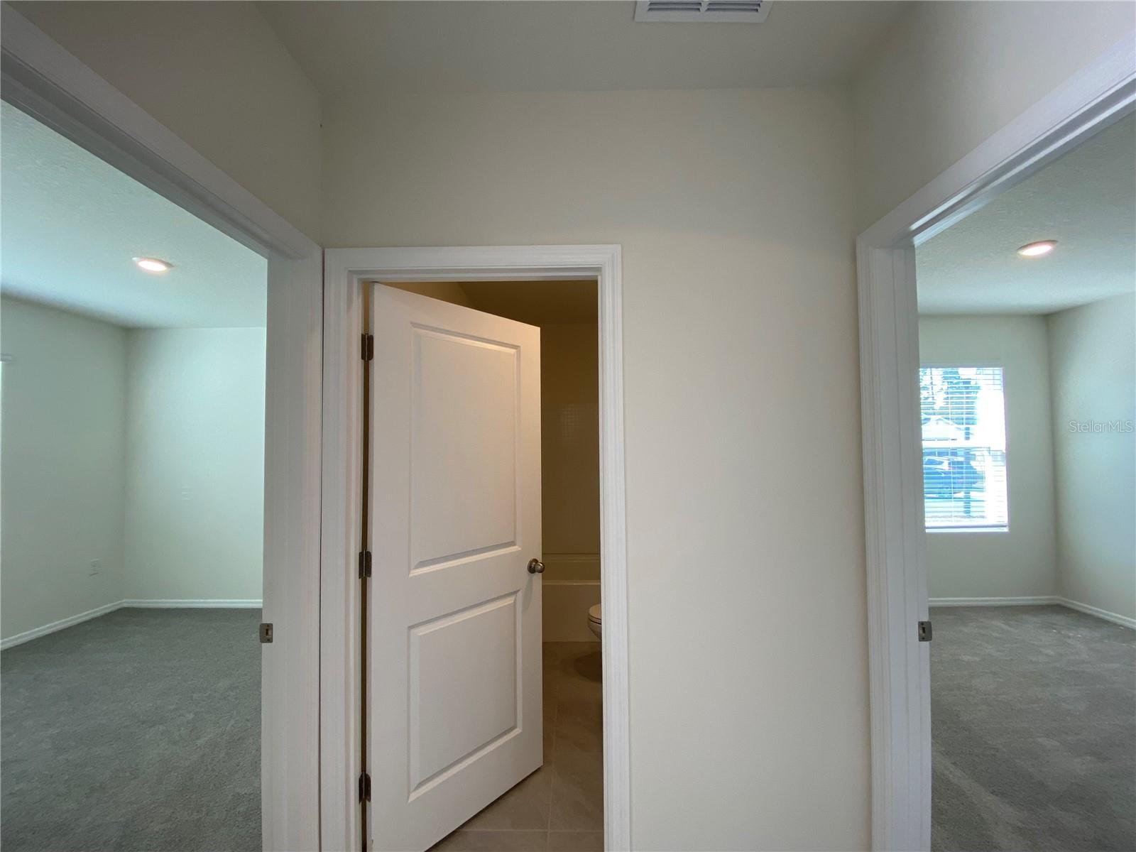 LAKE DIAMOND NORTH SUB - Residential Lease