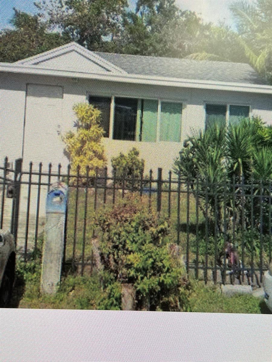 PINEWOOD PARK 2ND ADDN AMD - Residential