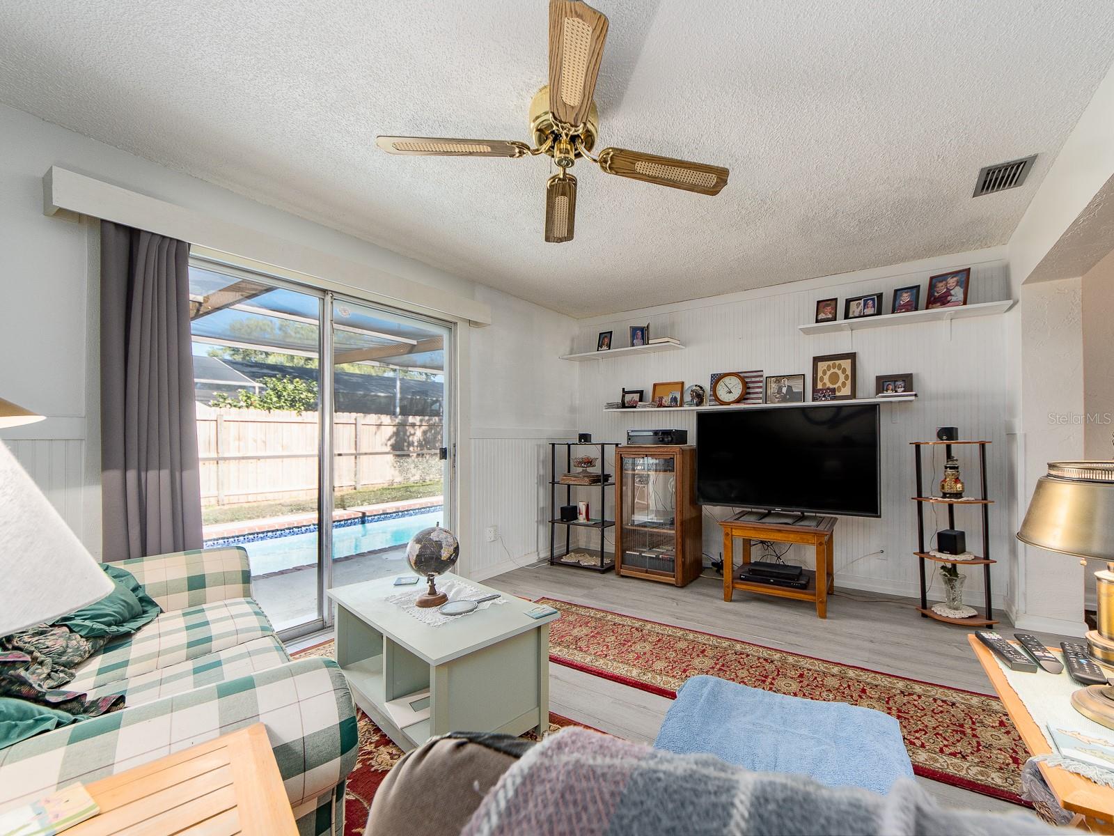 HARBOR PALMS-UNIT TWO - Residential