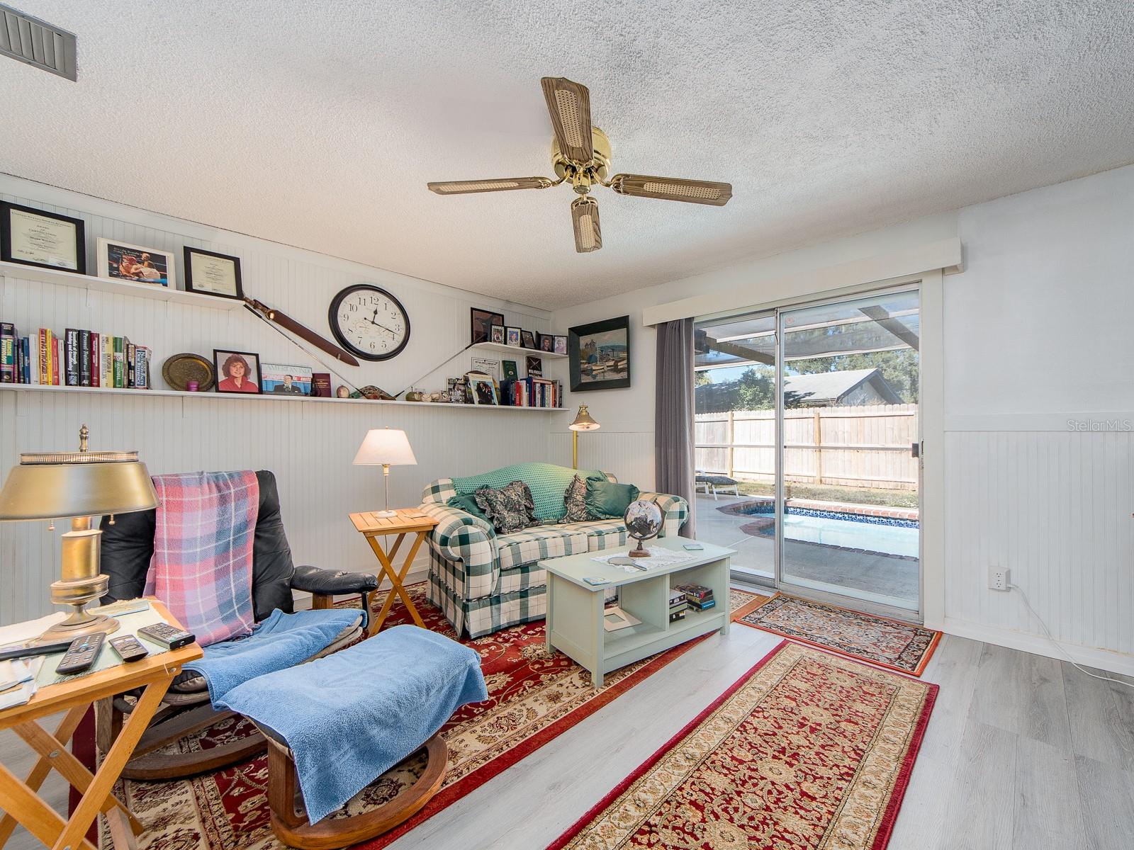 HARBOR PALMS-UNIT TWO - Residential