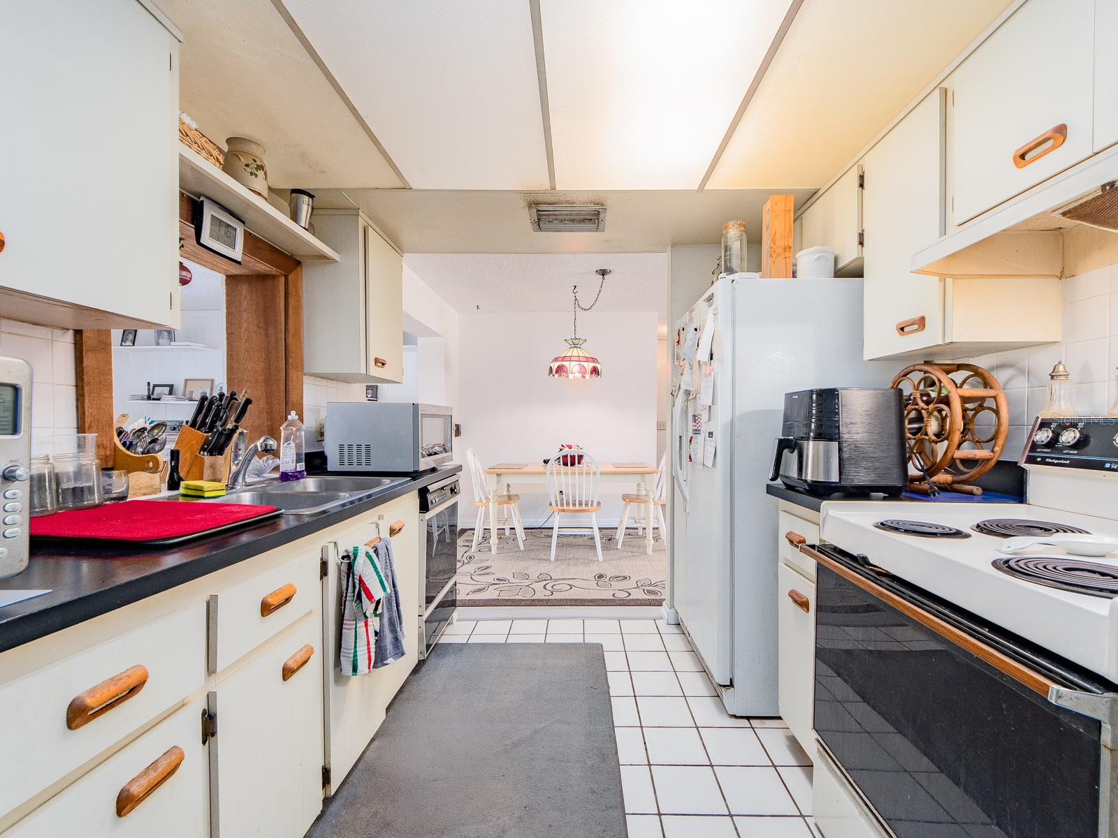 HARBOR PALMS-UNIT TWO - Residential