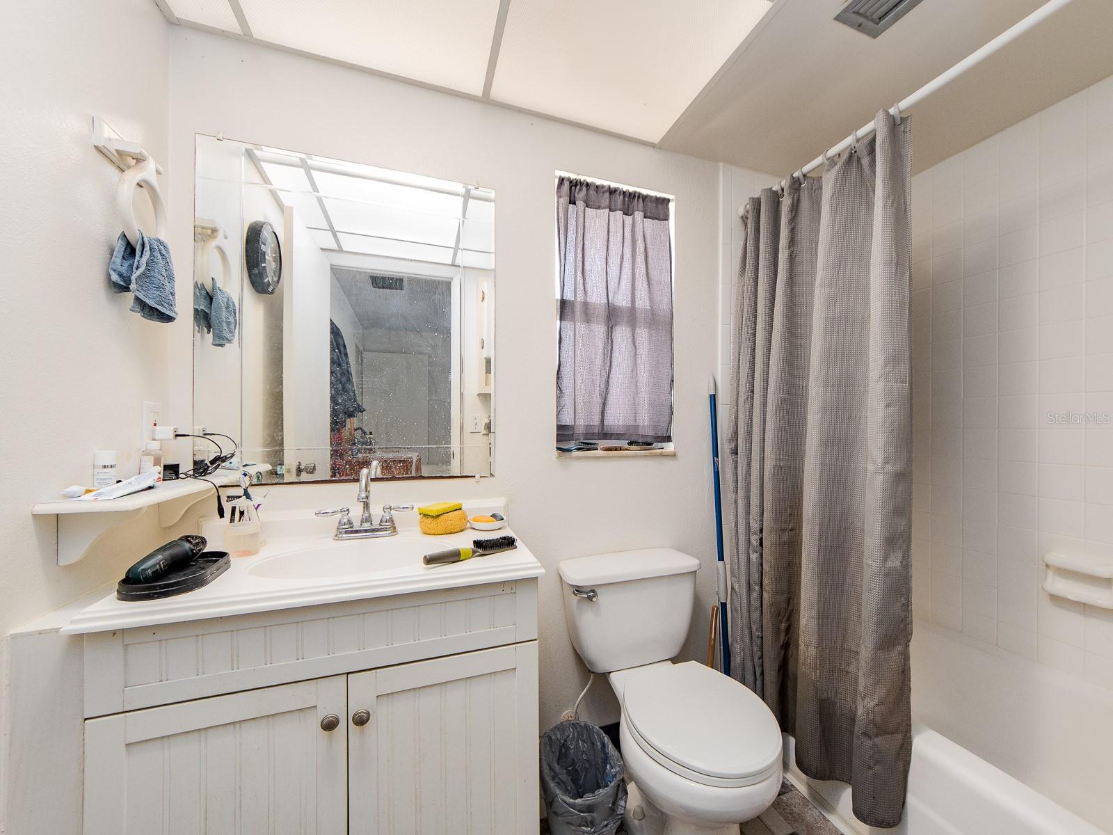 HARBOR PALMS-UNIT TWO - Residential