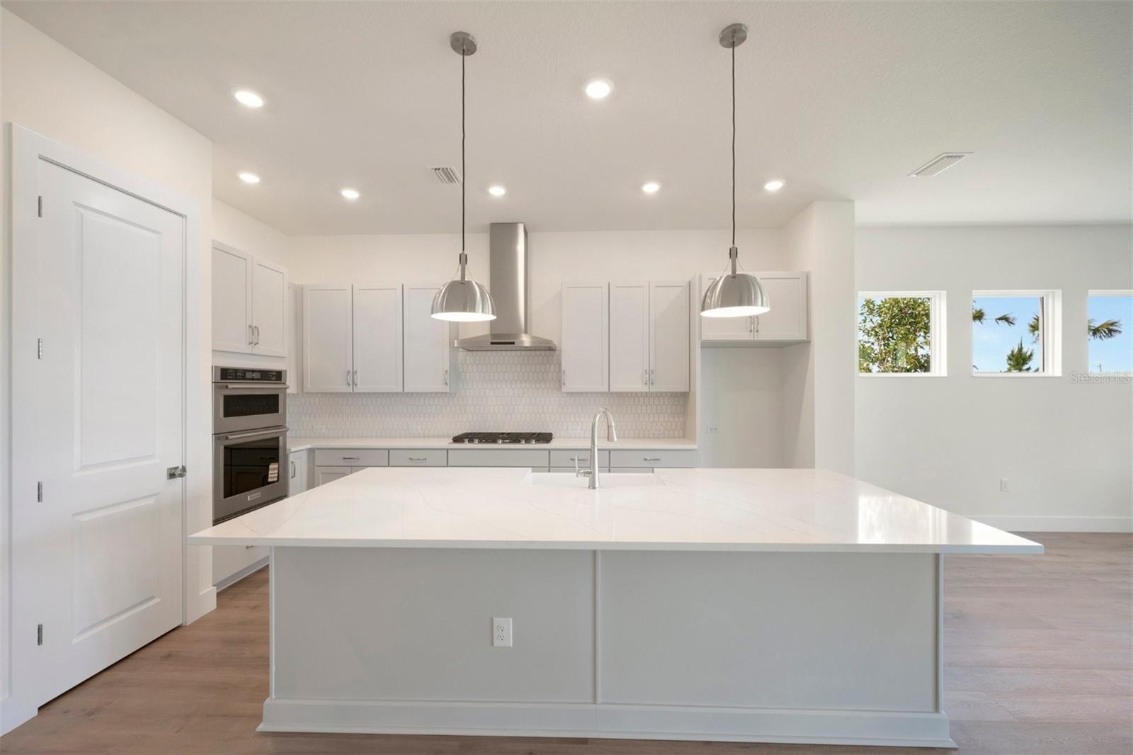 PALMERA AT WELLEN PARK - Residential