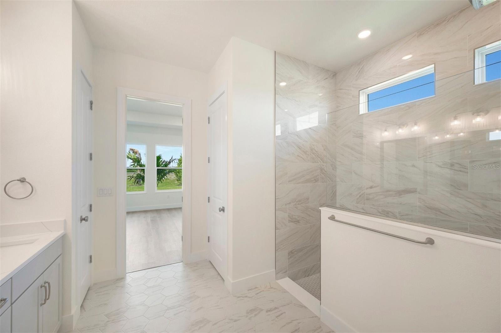 PALMERA AT WELLEN PARK - Residential