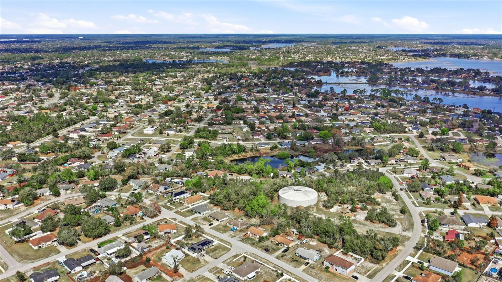 DELTONA LAKES - Land